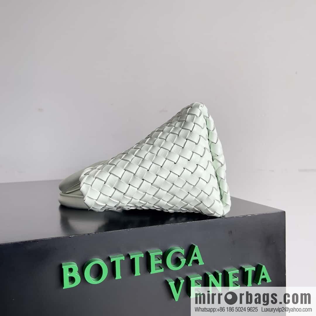 BV Mini Cabat limited edition mini vegetable basket model number: 709464