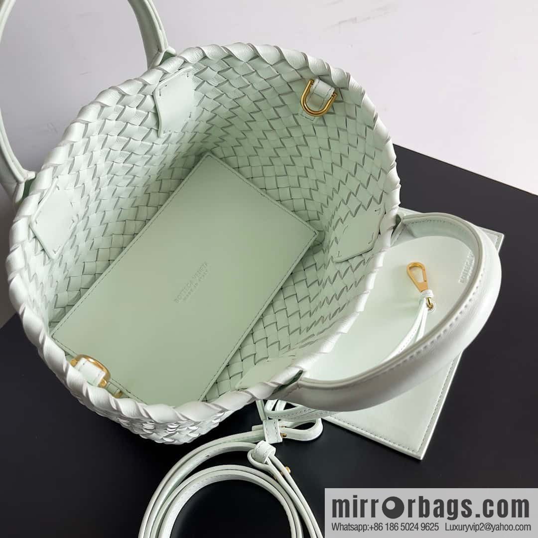 BV Mini Cabat limited edition mini vegetable basket model number: 709464