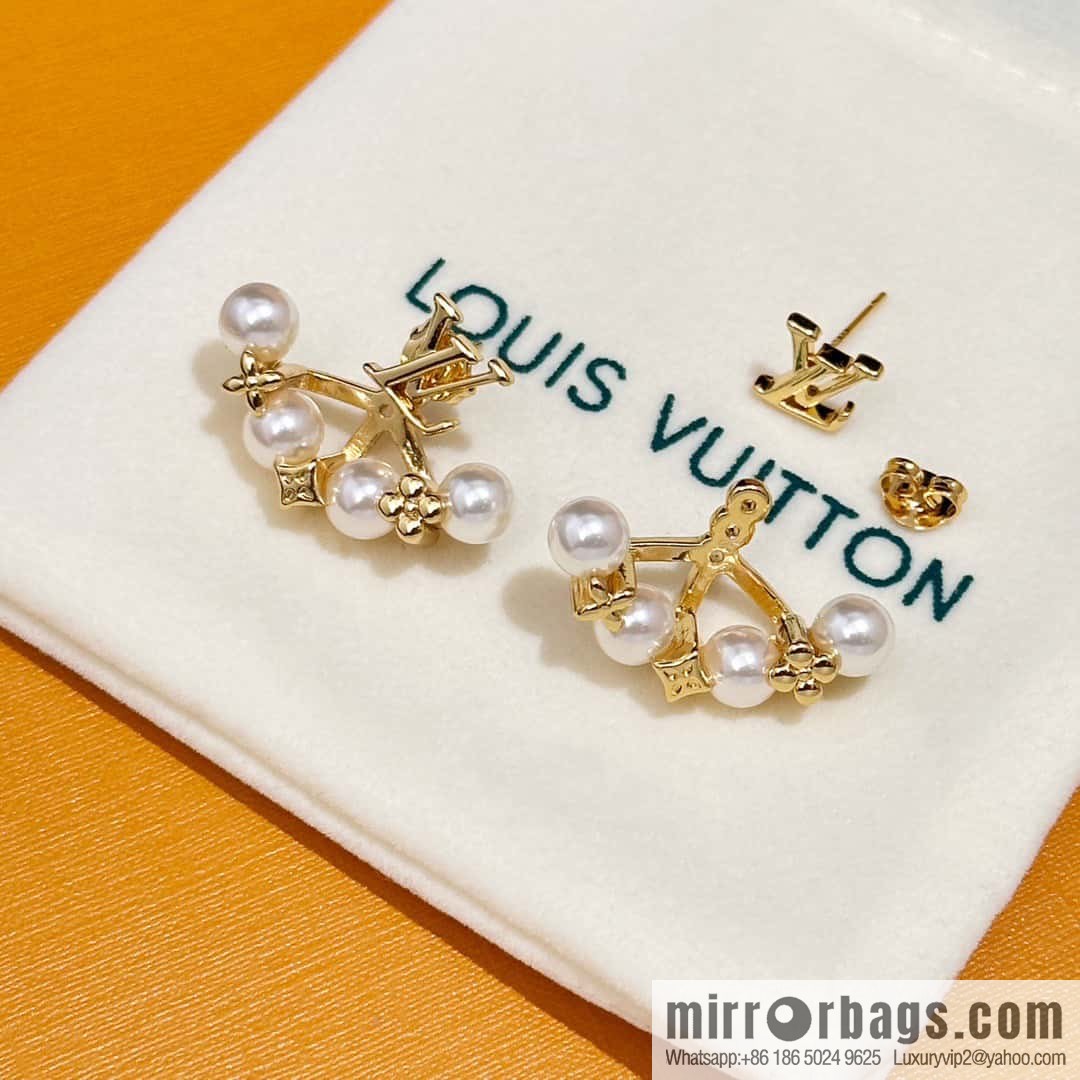 ❗️New ❗️ M01258 ☀ Louis Vuitton MINIGRAM PEARLS stud earrings ☀
