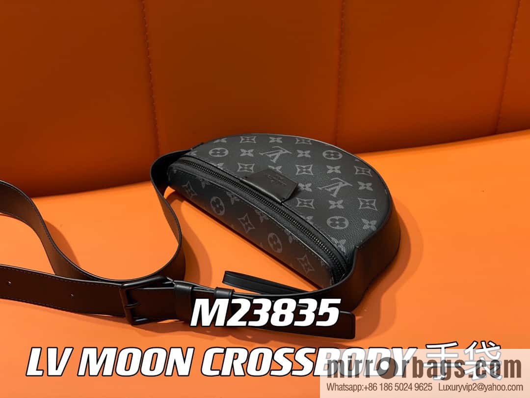 [Original order boutique] M23835 black flower, men's bag moon bag series, new LV MOON CROSSBODY handbag in autumn and winter