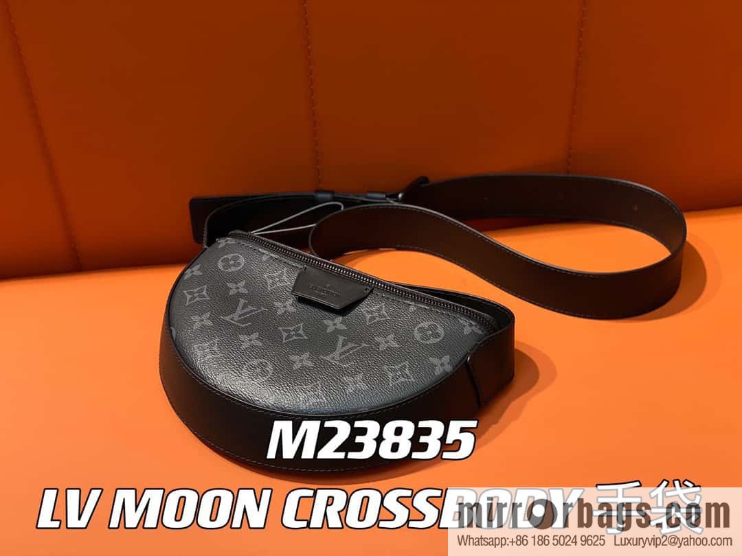 [Original order boutique] M23835 black flower, men's bag moon bag series, new LV MOON CROSSBODY handbag in autumn and winter