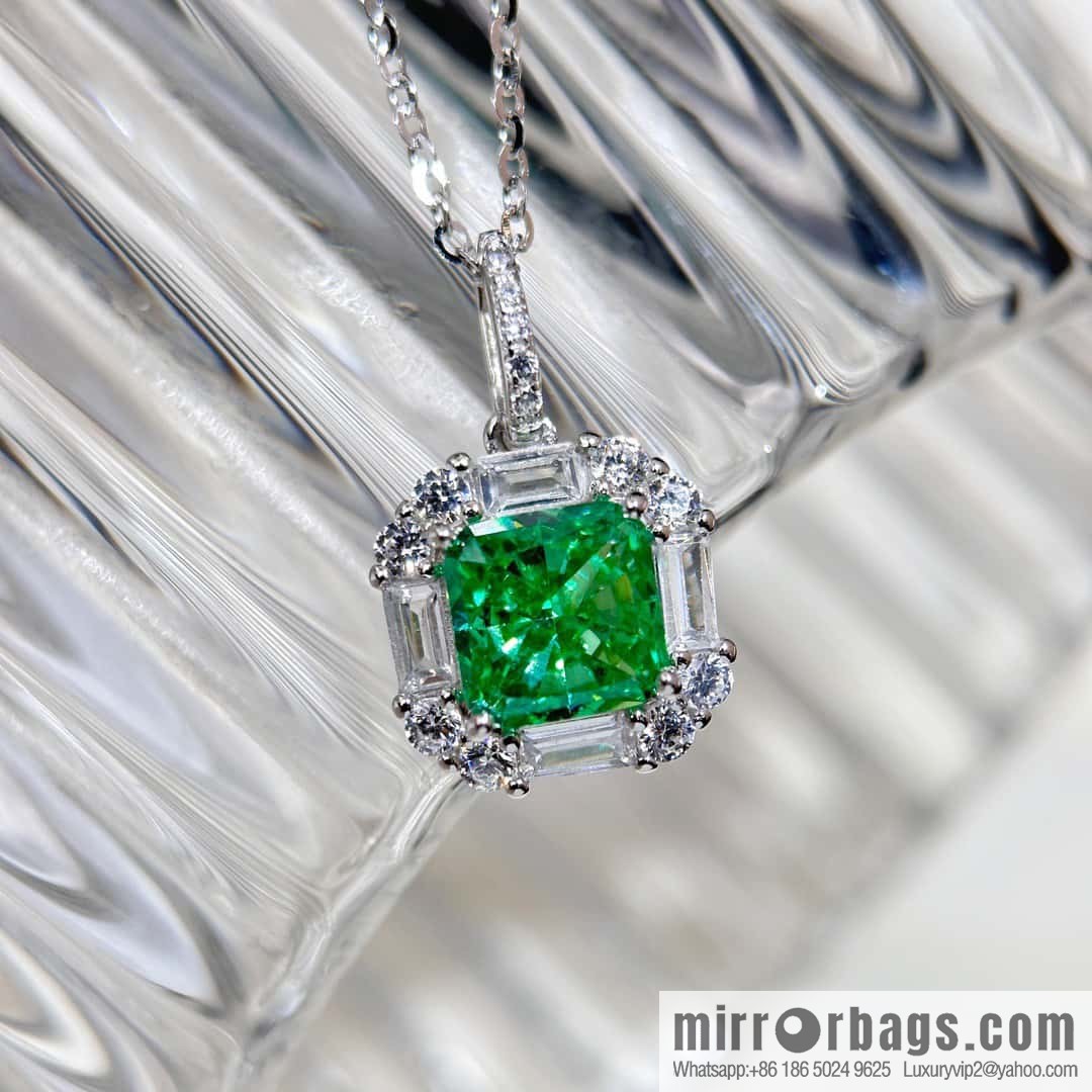 ❗️New ❗️ square green diamond necklace, original single level handmade, engraved with complete 925 sterling silver material electroplated k gold