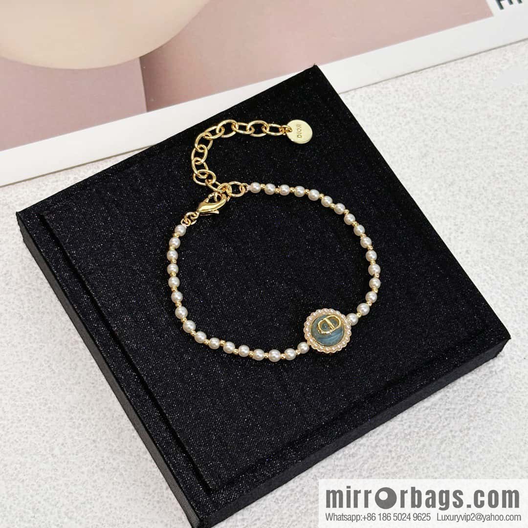 New ☑️ DIOR Dior oil CD pearl bracelet