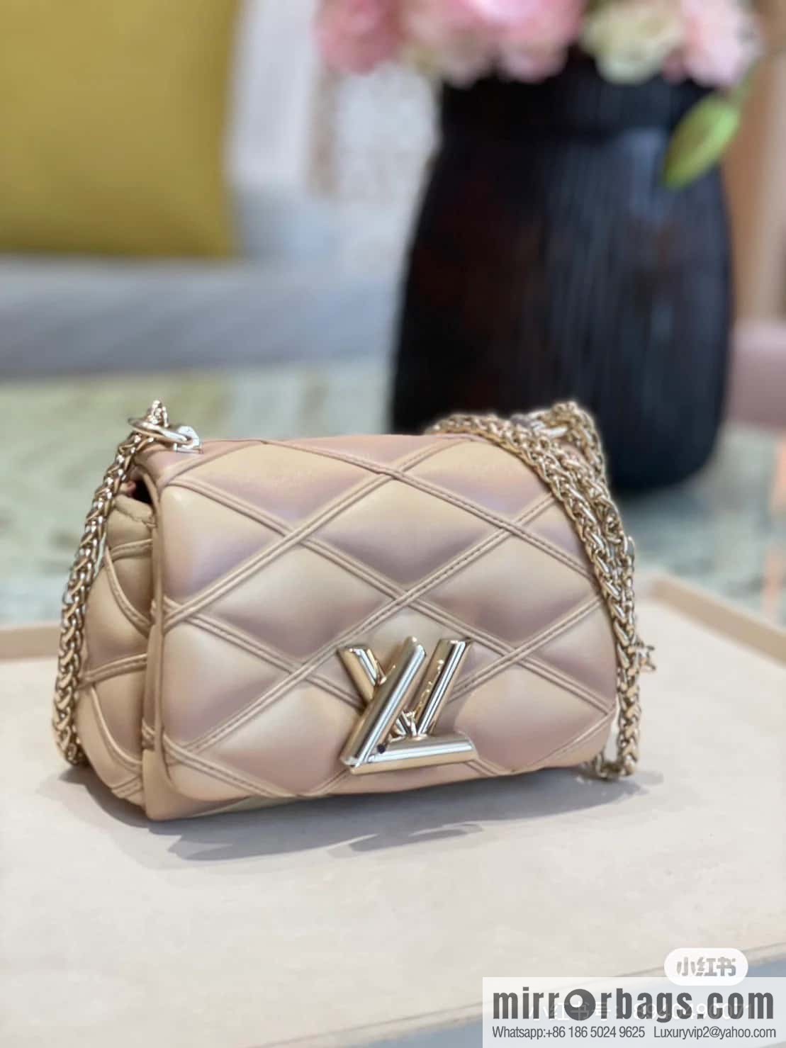 [Original order boutique] M82752 apricot M23526 full leather chain bag series PICO GO-14 handbag