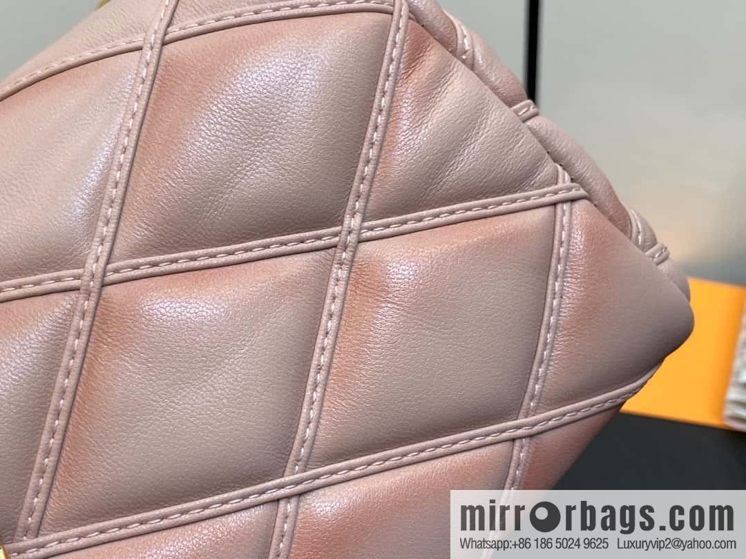 [Original order boutique] M82752 apricot M23526 full leather chain bag series PICO GO-14 handbag