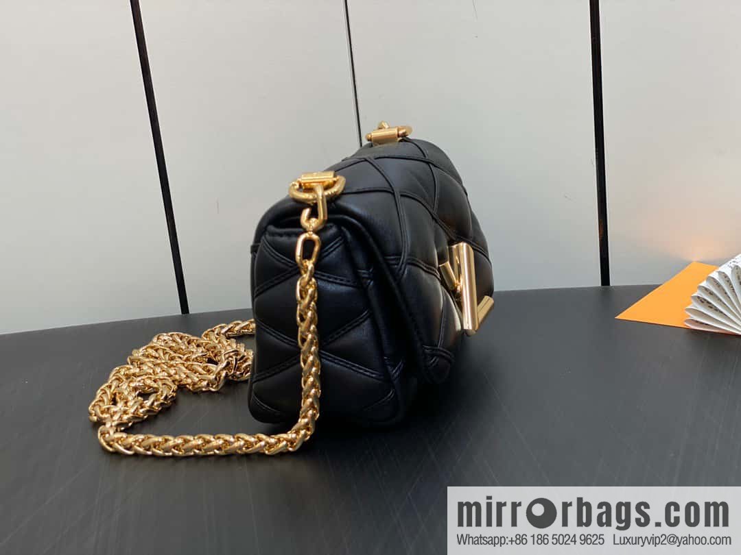 [Original order boutique] M82752 black M23526 full leather chain bag series PICO GO-14 handbag