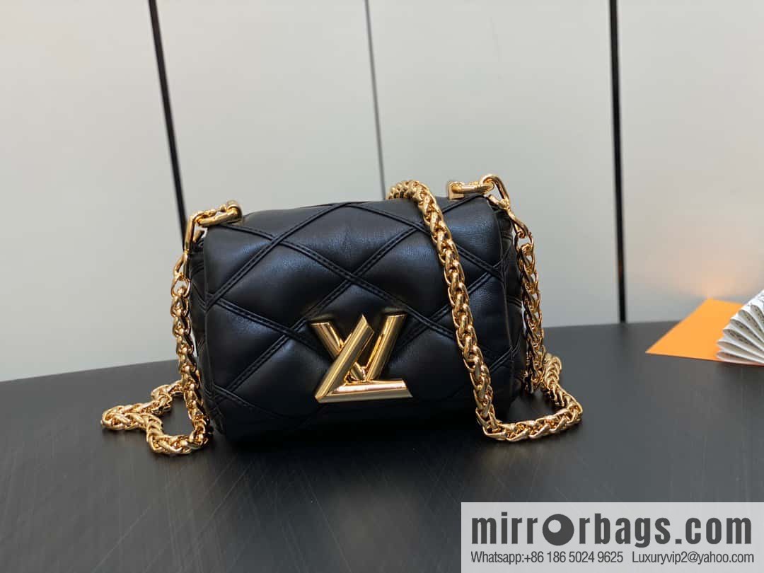 [Original order boutique] M82752 black M23526 full leather chain bag series PICO GO-14 handbag