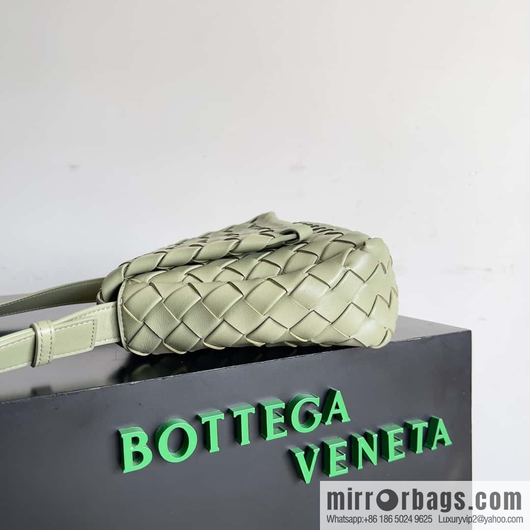 #B's new COBBLE Cobble Bag in early autumn of 2023 is the same as Stefanie Sun, model number: 755659.