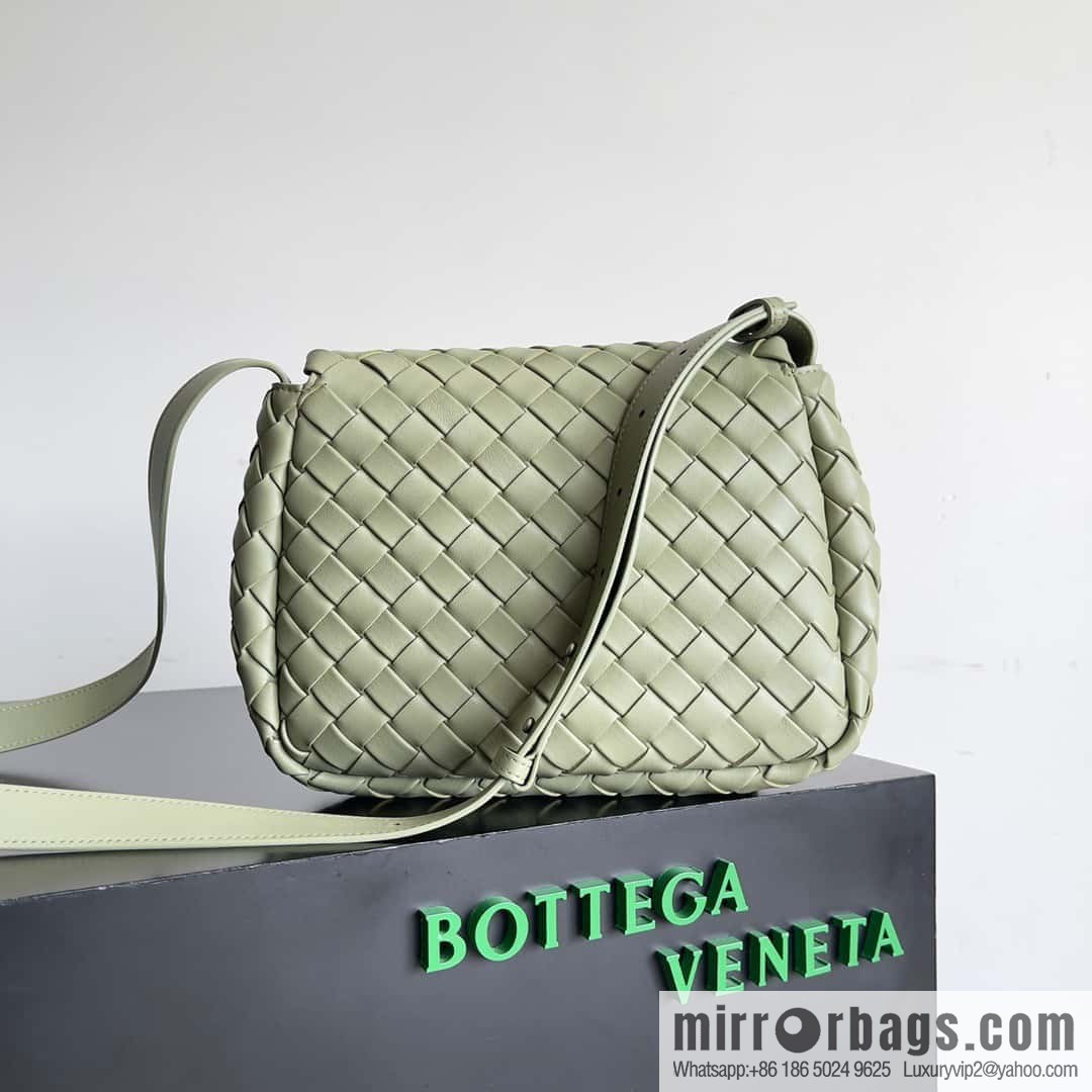 #B's new COBBLE Cobble Bag in early autumn of 2023 is the same as Stefanie Sun, model number: 755659.