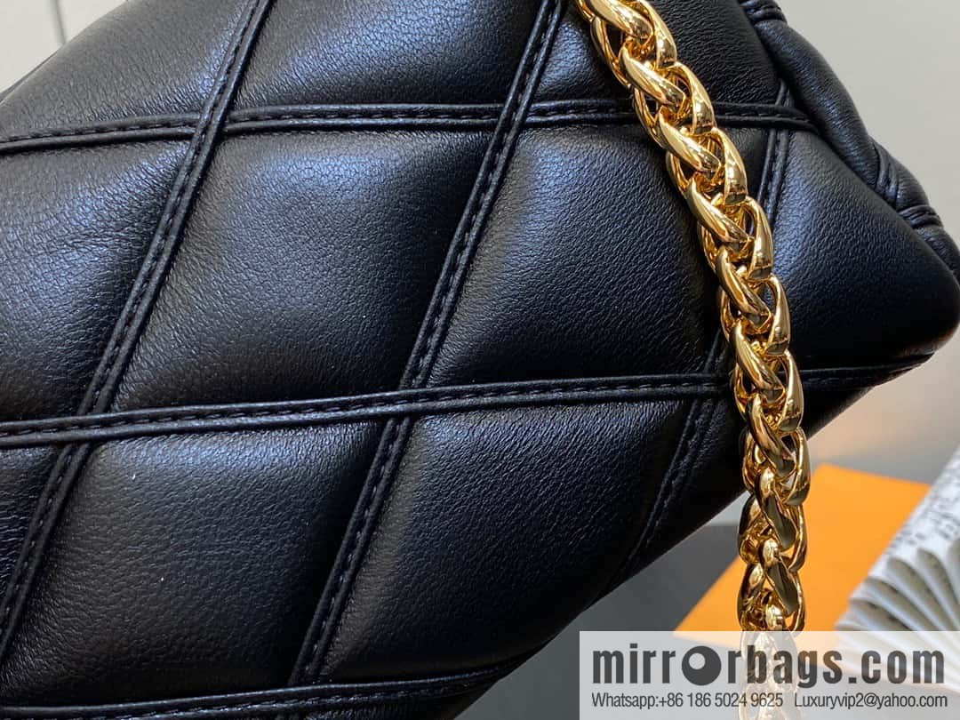 [Original order boutique] M82752 black M23526 full leather chain bag series PICO GO-14 handbag
