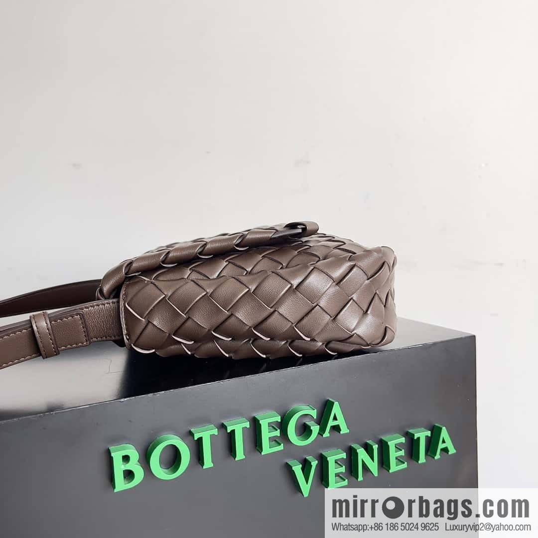 #B's new COBBLE Cobble Bag in early autumn of 2023 is the same as Stefanie Sun, model number: 755659.