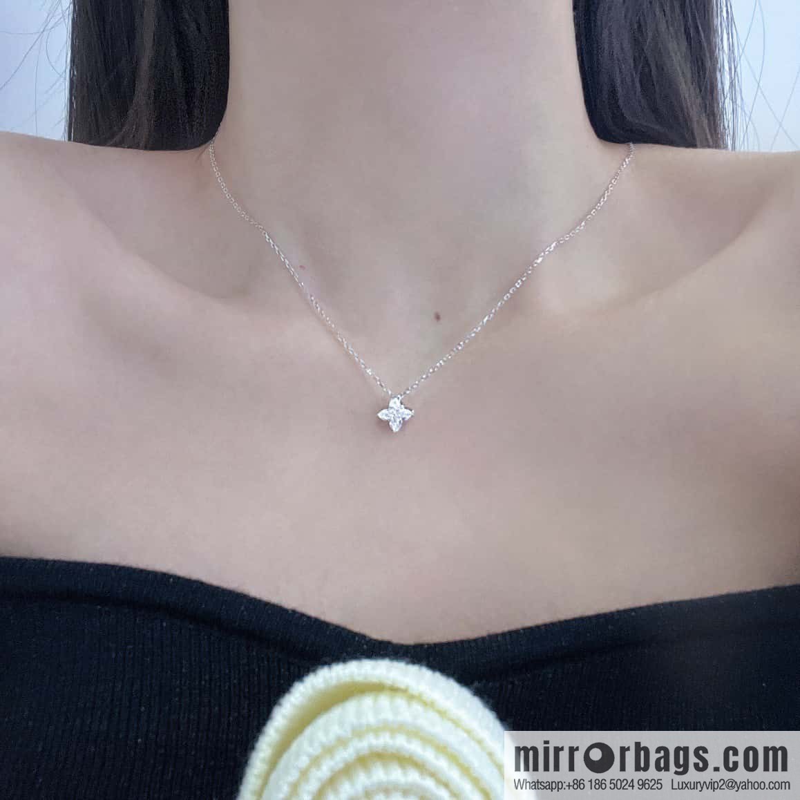 ❗️New ❗️ ☀ Louis Vuitton diamond necklace, stud earrings ☀ LV lconic Pearls necklace