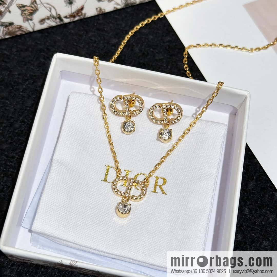 New ☑️ DIOR Dior full diamond CD necklace earrings stud earrings
