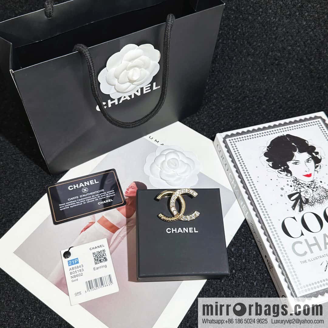 ❗️New ❗️ Chanel brooch ☀️ new ☑️ Chanel double c full diamond brooch ☀️