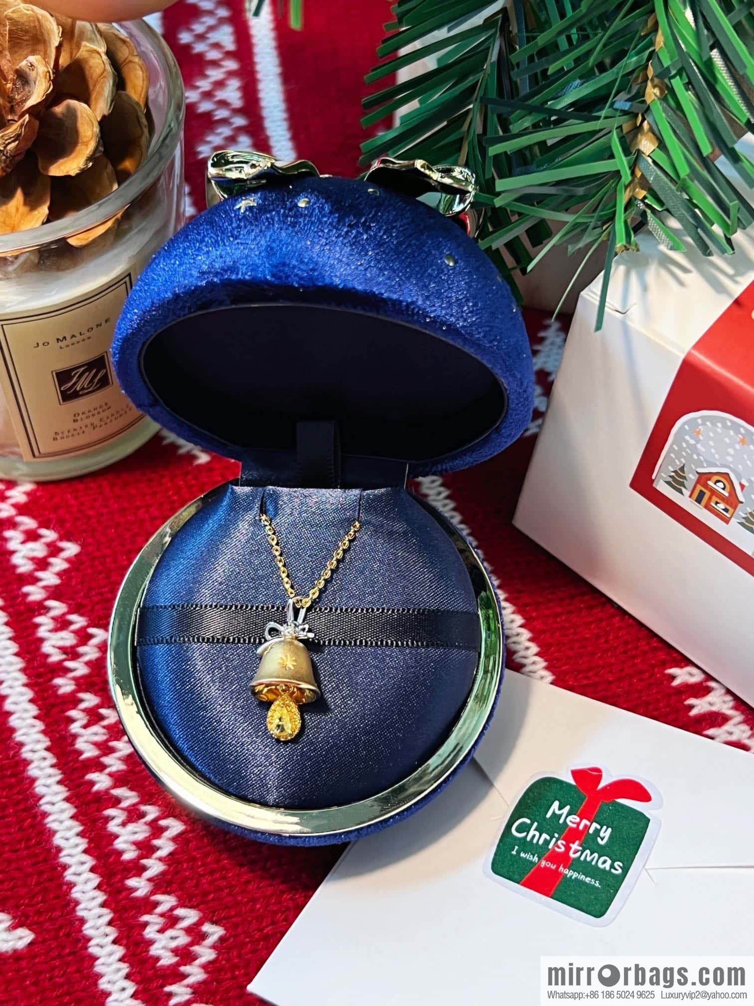 🎄Christmas gift 🎁 new ☑️ AHKAH bell 🔔 Christmas tree 🎄 gingerbread man necklace