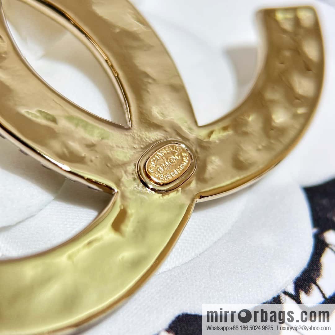 ❗️New ❗️ Chanel brooch ☀️ new ☑️ Chanel double c full diamond brooch ☀️