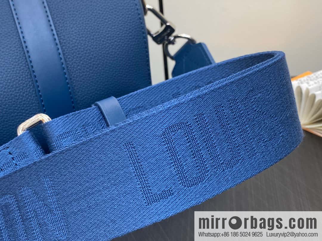 [Original order boutique] M23725 dark blue, full leather men's bag pillow bag series CITY KEEPALL AER handbag M22486 57082 M23725 City Keepall handbag