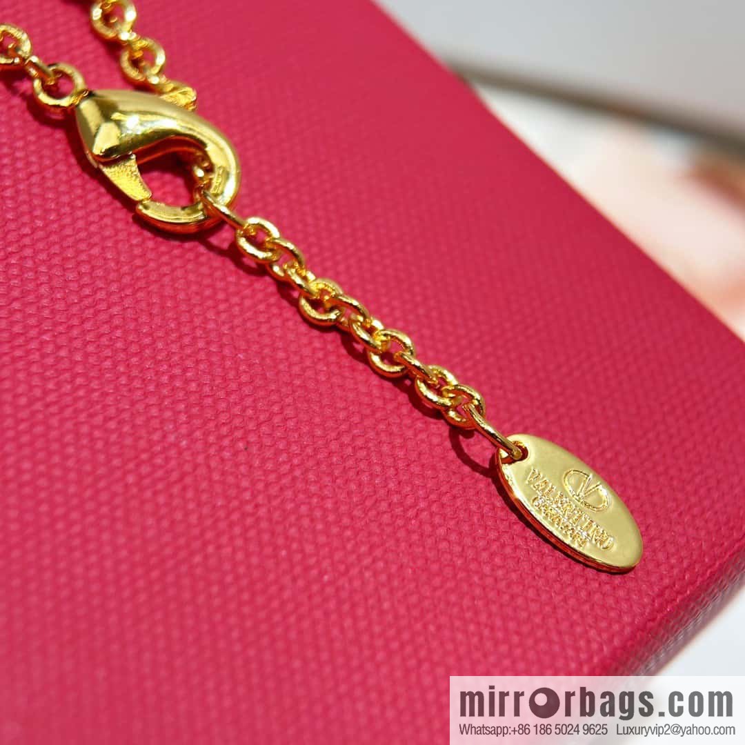 ❗️New ❗️ New ☑️ VALENTINO Valentino Necklace