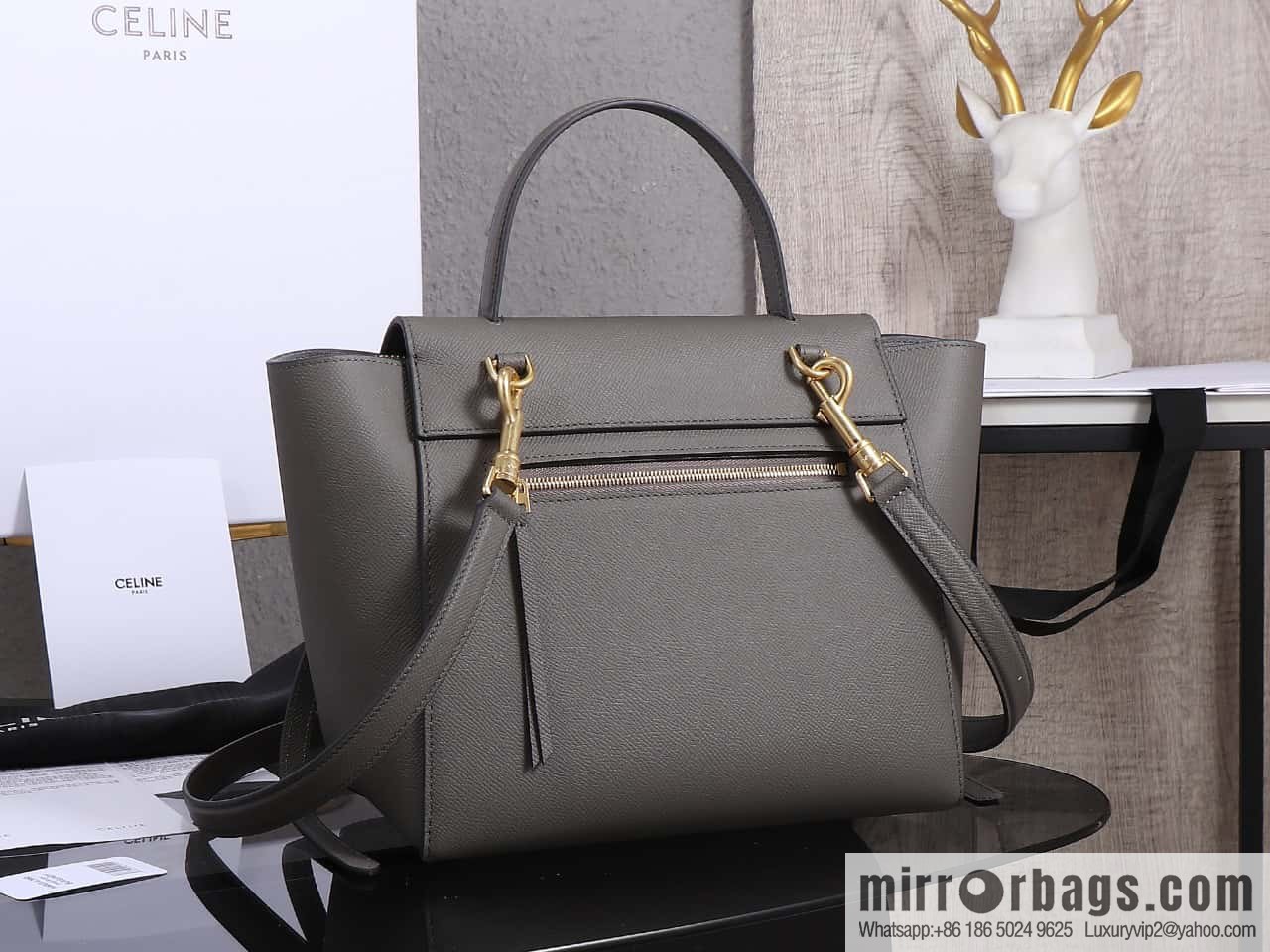 [Premium quality, original leather] CELINE BELT MICRO medium grained calfskin handbag 175520