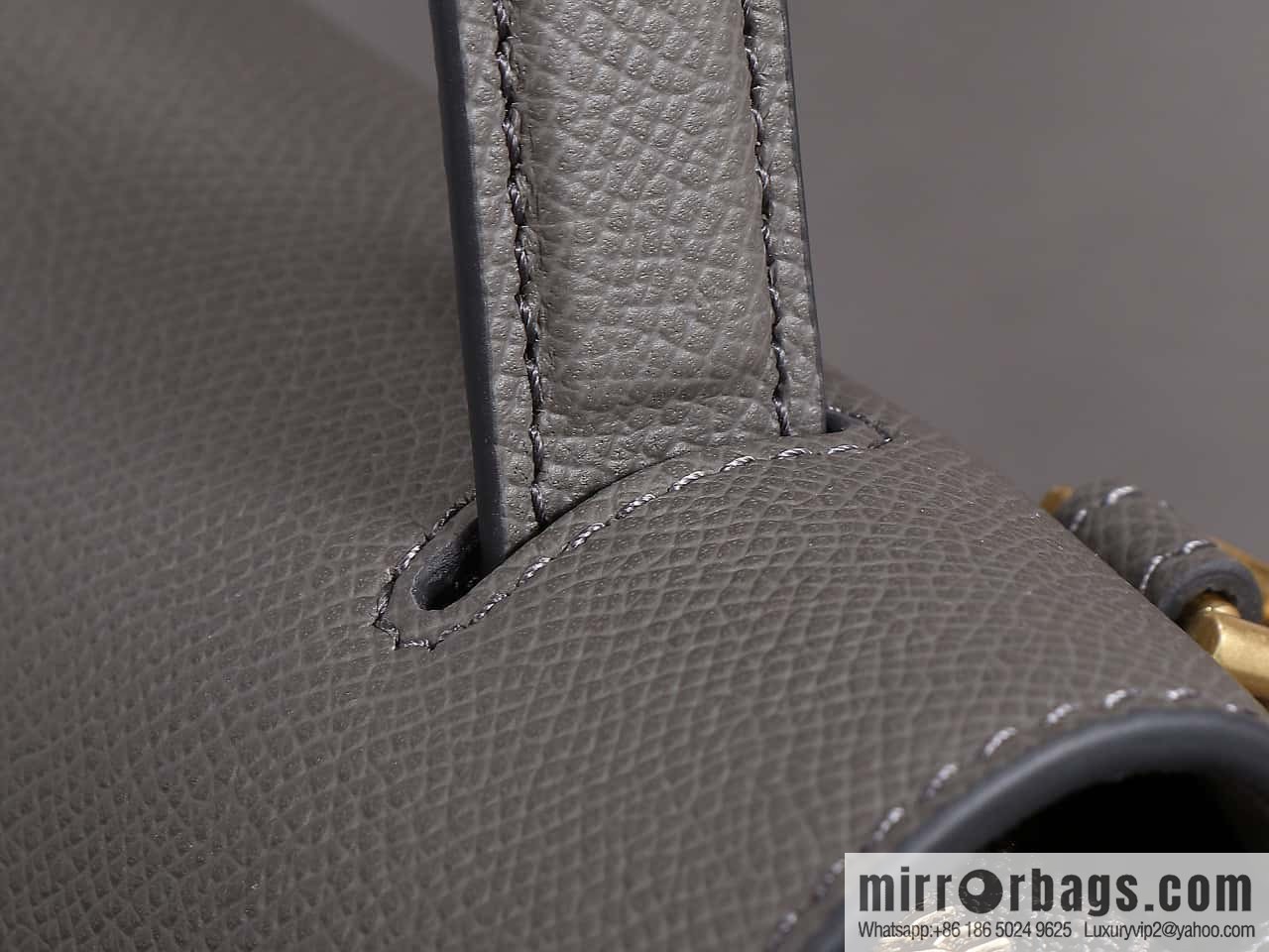 [Premium quality, original leather] CELINE BELT MICRO medium grained calfskin handbag 175520