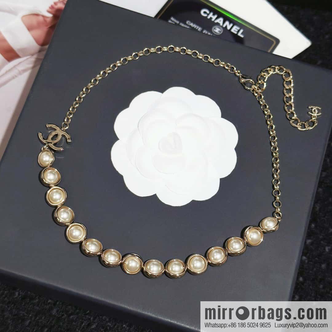 ❗️New ❗️ Chanel necklace ☀️ new ☑️ Chanel double c short pearl necklace ☀️