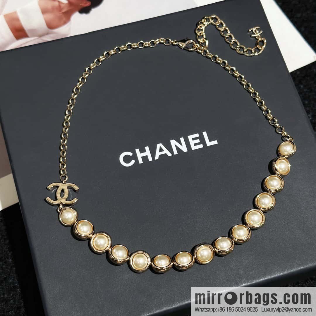 ❗️New ❗️ Chanel necklace ☀️ new ☑️ Chanel double c short pearl necklace ☀️