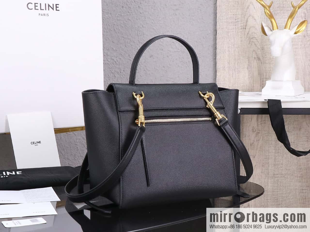 [Premium quality, original leather] CELINE BELT MICRO medium grained calfskin handbag 175520