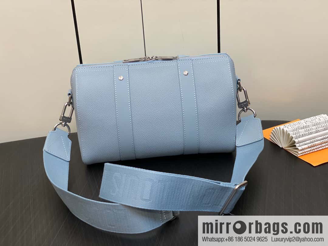 [Original order boutique] M23725 light blue, full leather men's bag pillow bag series CITY KEEPALL AER handbag M22486 57082 M23725 City Keepall handbag