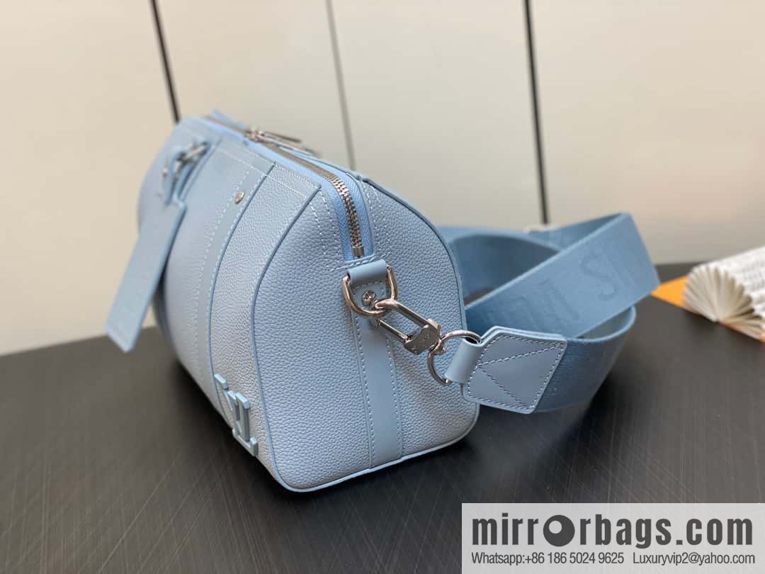 [Original order boutique] M23725 light blue, full leather men's bag pillow bag series CITY KEEPALL AER handbag M22486 57082 M23725 City Keepall handbag