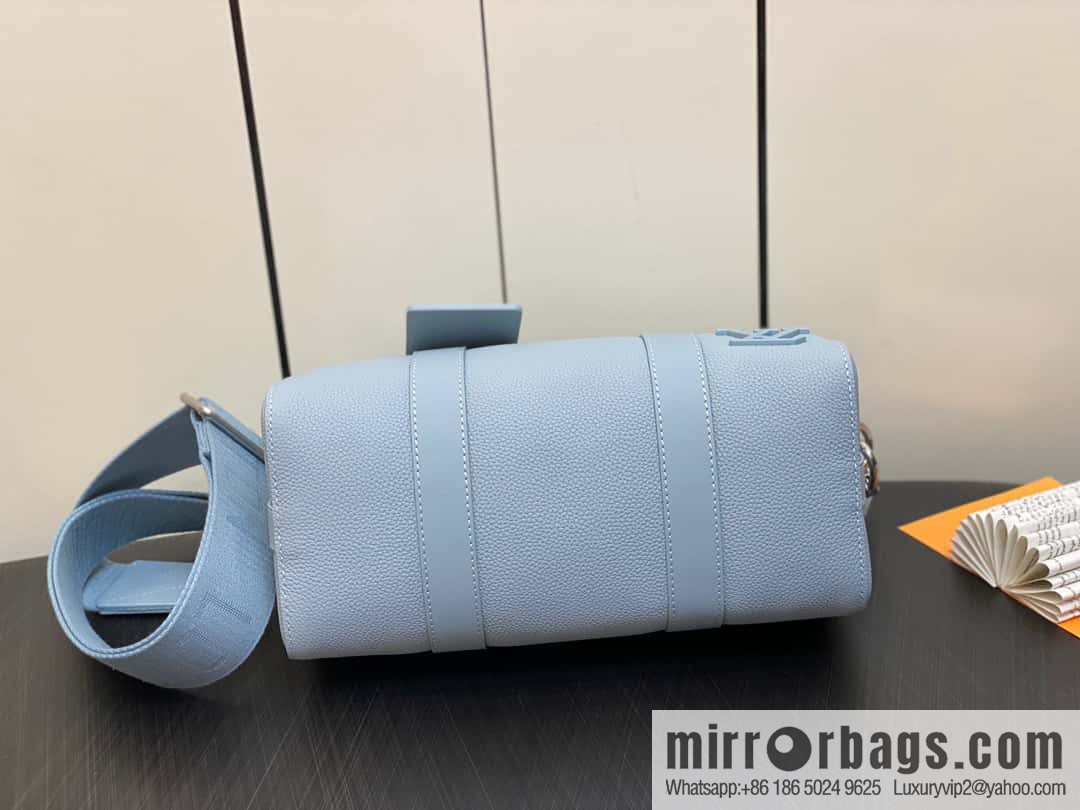 [Original order boutique] M23725 light blue, full leather men's bag pillow bag series CITY KEEPALL AER handbag M22486 57082 M23725 City Keepall handbag