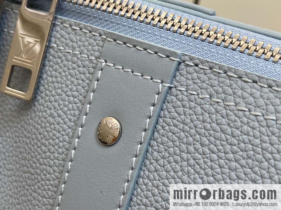 [Original order boutique] M23725 light blue, full leather men's bag pillow bag series CITY KEEPALL AER handbag M22486 57082 M23725 City Keepall handbag