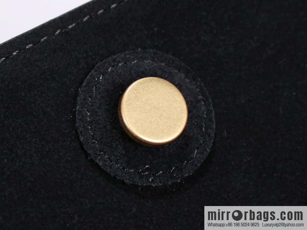 [Premium quality, original leather] CELINE BELT MICRO medium grained calfskin handbag 175520