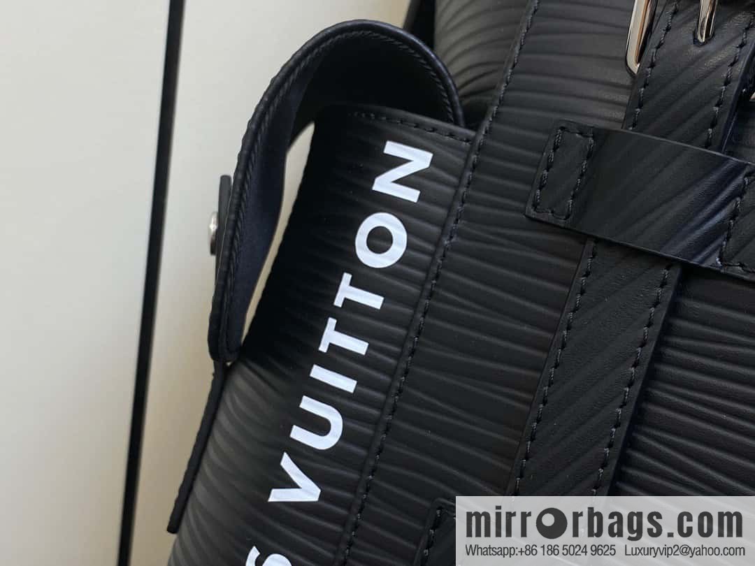 [Original single boutique] M23764 black letters, full leather epi backpack series Christopher medium backpack M41709