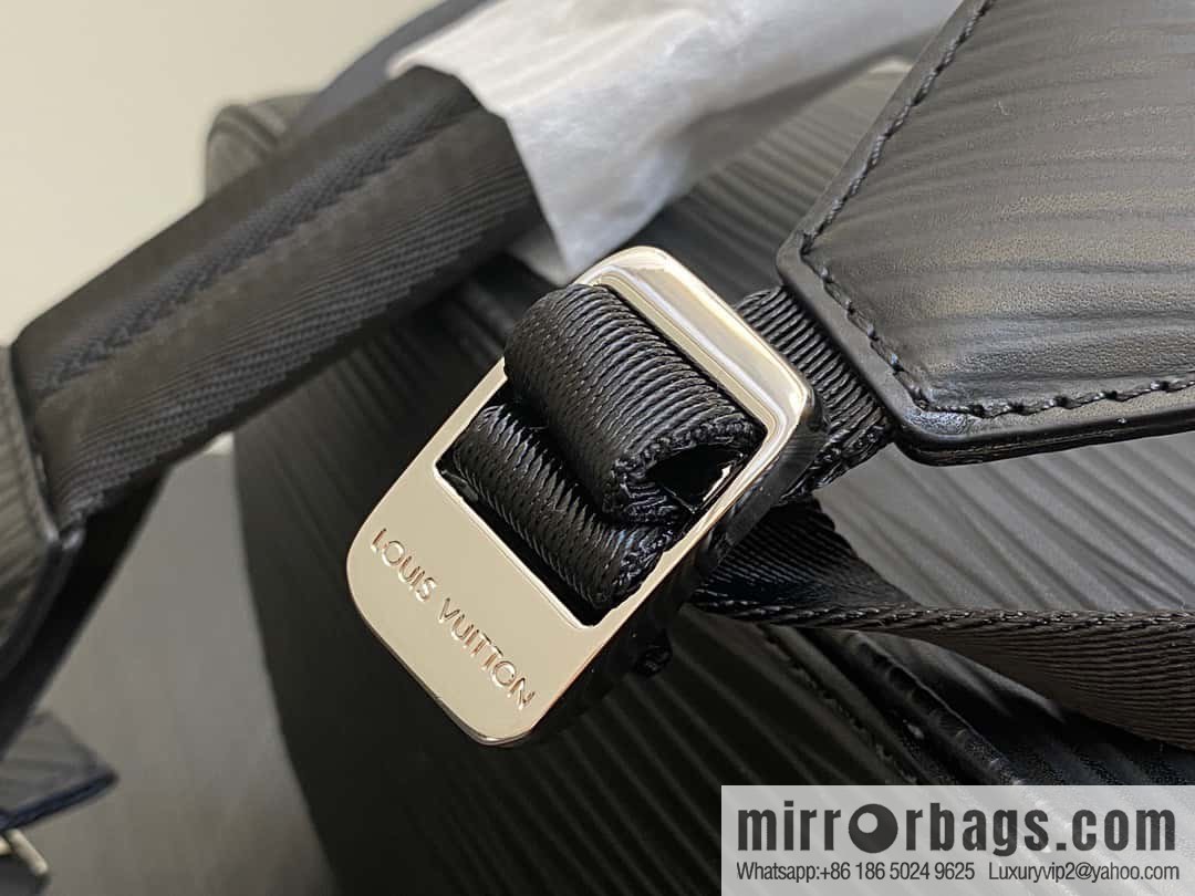 [Original single boutique] M23764 black letters, full leather epi backpack series Christopher medium backpack M41709