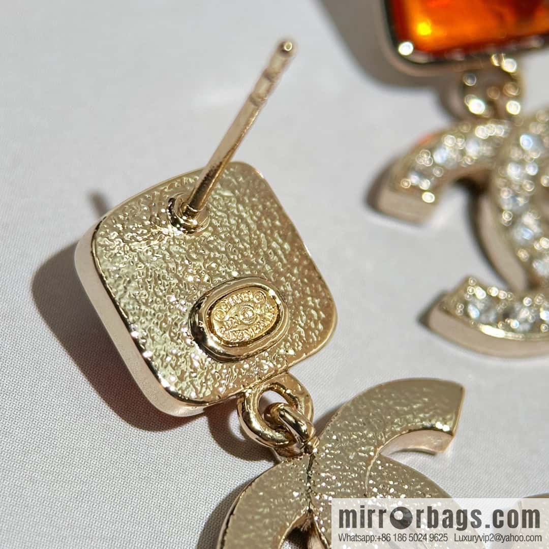 ❗️New ❗️ Chanel stud earrings ☀️ new ☑️ Chanel c2 double c orange gem stud earrings ☀️