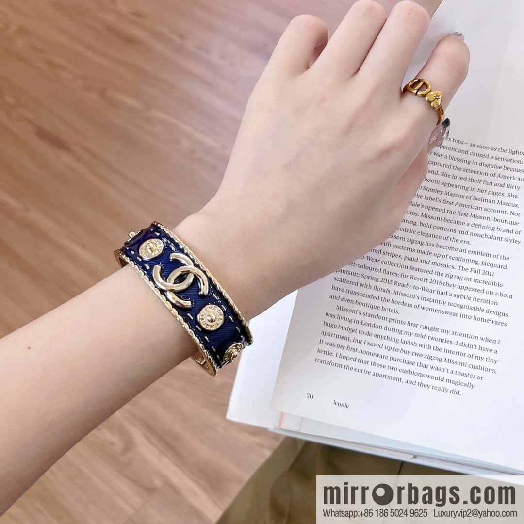 ❗️New ❗️ Chanel bracelet bracelet ☀️ new ☑️ Chanel double c denim open bracelet bracelet ☀️