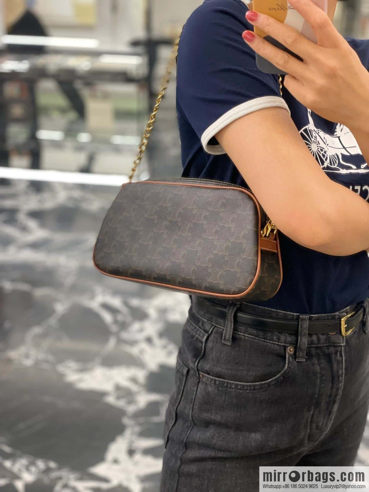 [Premium quality, all-steel hardware] CELINE23 new | MULTI logo printed cow leather (fabric) handbag number: 114122