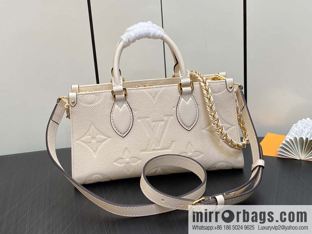 [Original order boutique] M23698 meters white, full leather embossed square bag series, autumn and winter new ONTHEGO EAST WEST handbag M23640
