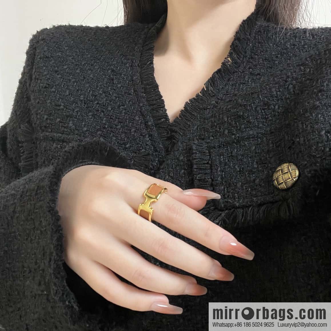 ❤️New HERMES calfskin H ring