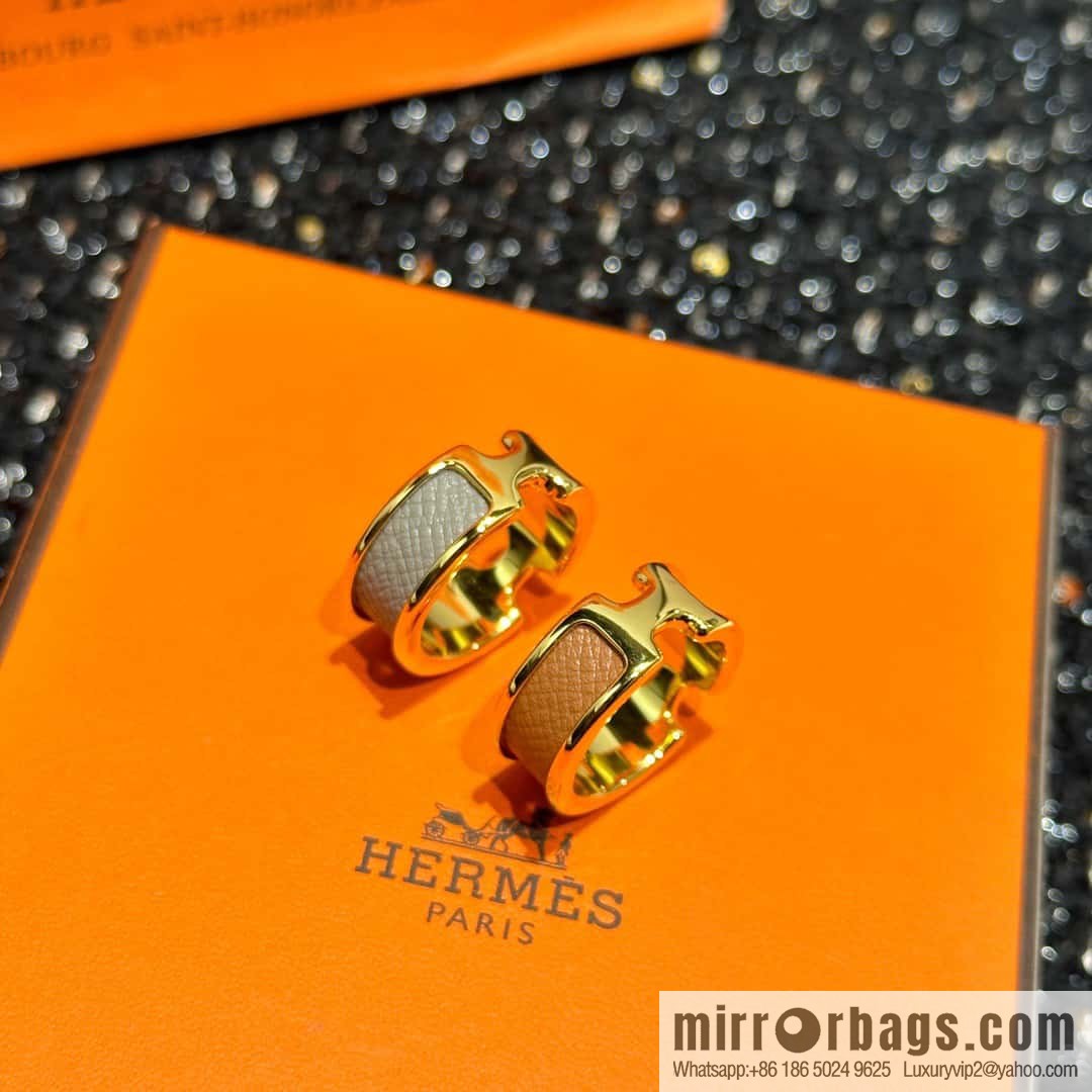 ❤️New HERMES calfskin H ring