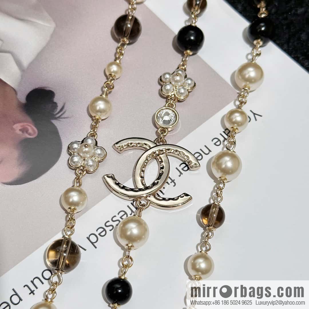 ❗️New ❗️ Chanel necklace ☀️ new ☑️ Chanel triple double c pearl necklace ☀️