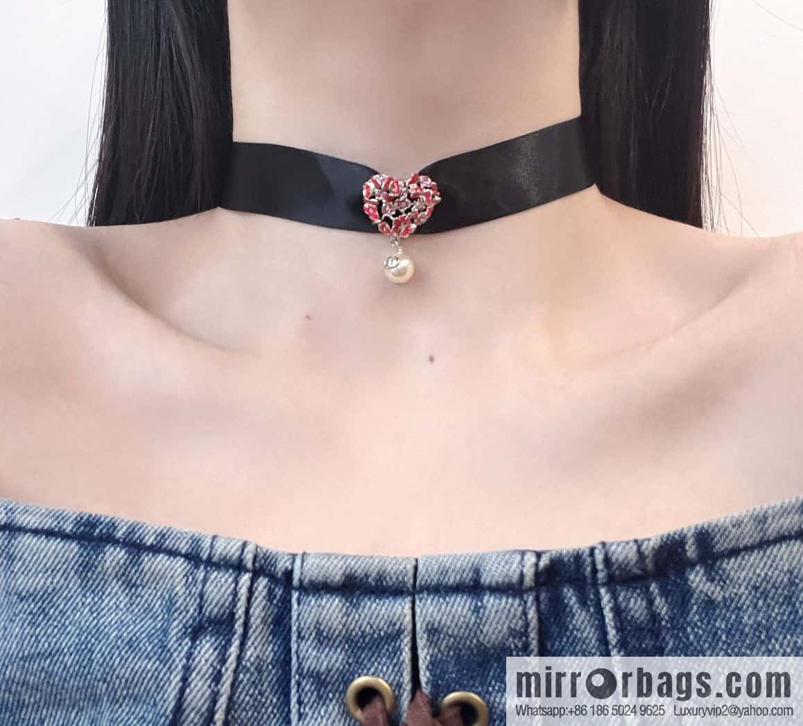 New ☑️ DIOR pearl peach heart love black rope necklace
