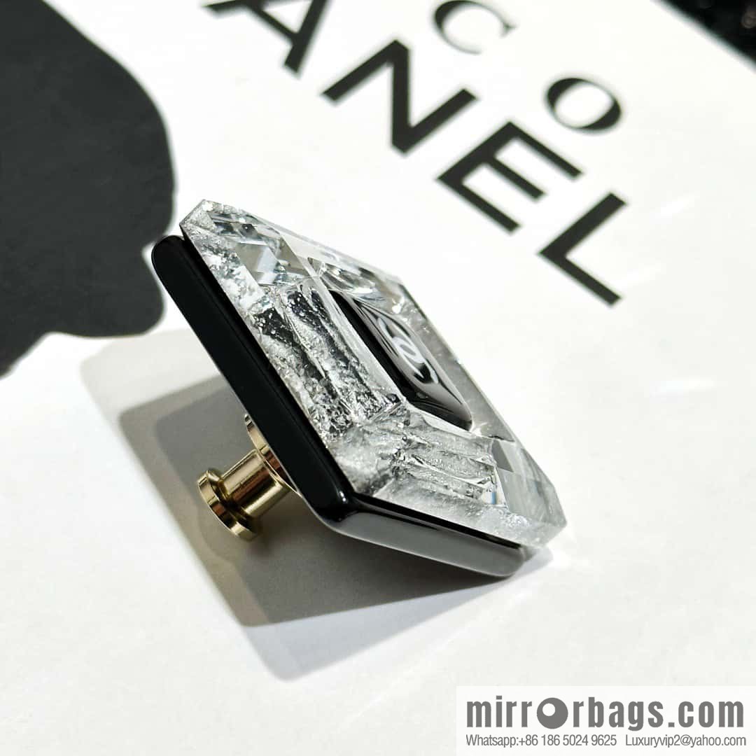 ☀️New ☑️ Chanel Double C Square Acrylic Brooch