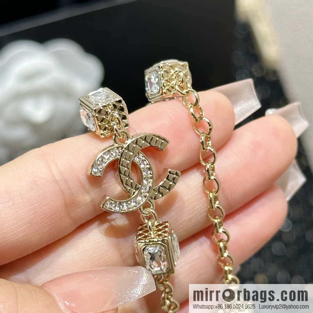 ☀️New ☑️ Chanel Double C Square Diamond Necklace