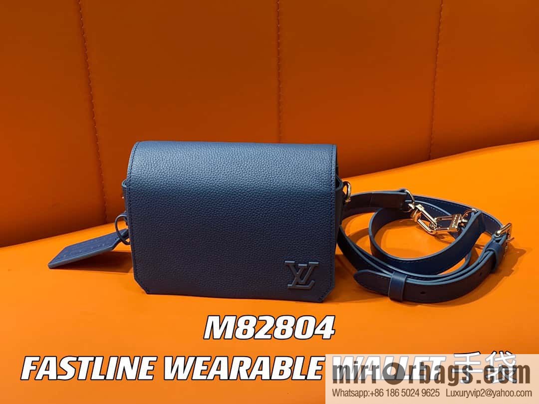 [Original order boutique] M82804 dark blue, full leather men's bag messenger bag series, new FASTLINE WEARABLE WALLET handbag in autumn and winter