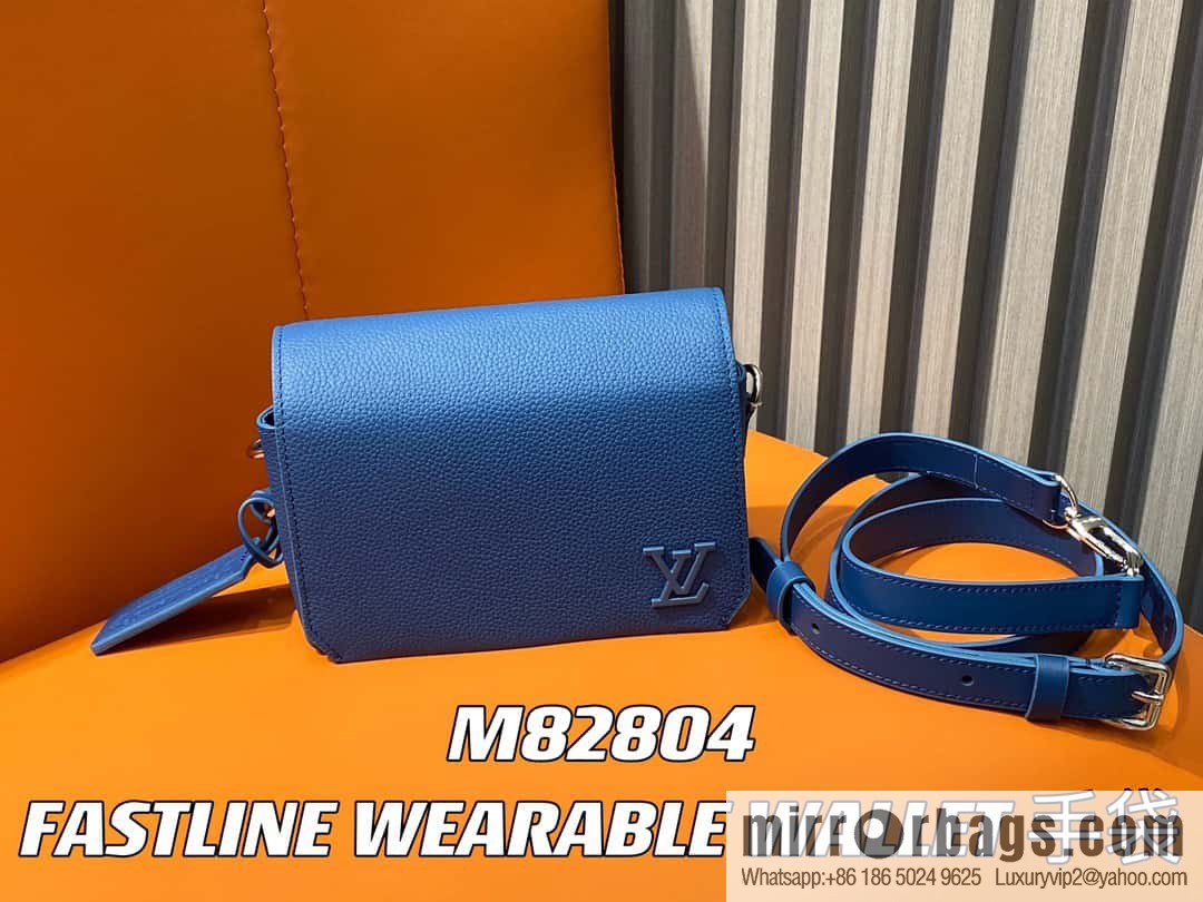 [Original order boutique] M82804 dark blue, full leather men's bag messenger bag series, new FASTLINE WEARABLE WALLET handbag in autumn and winter