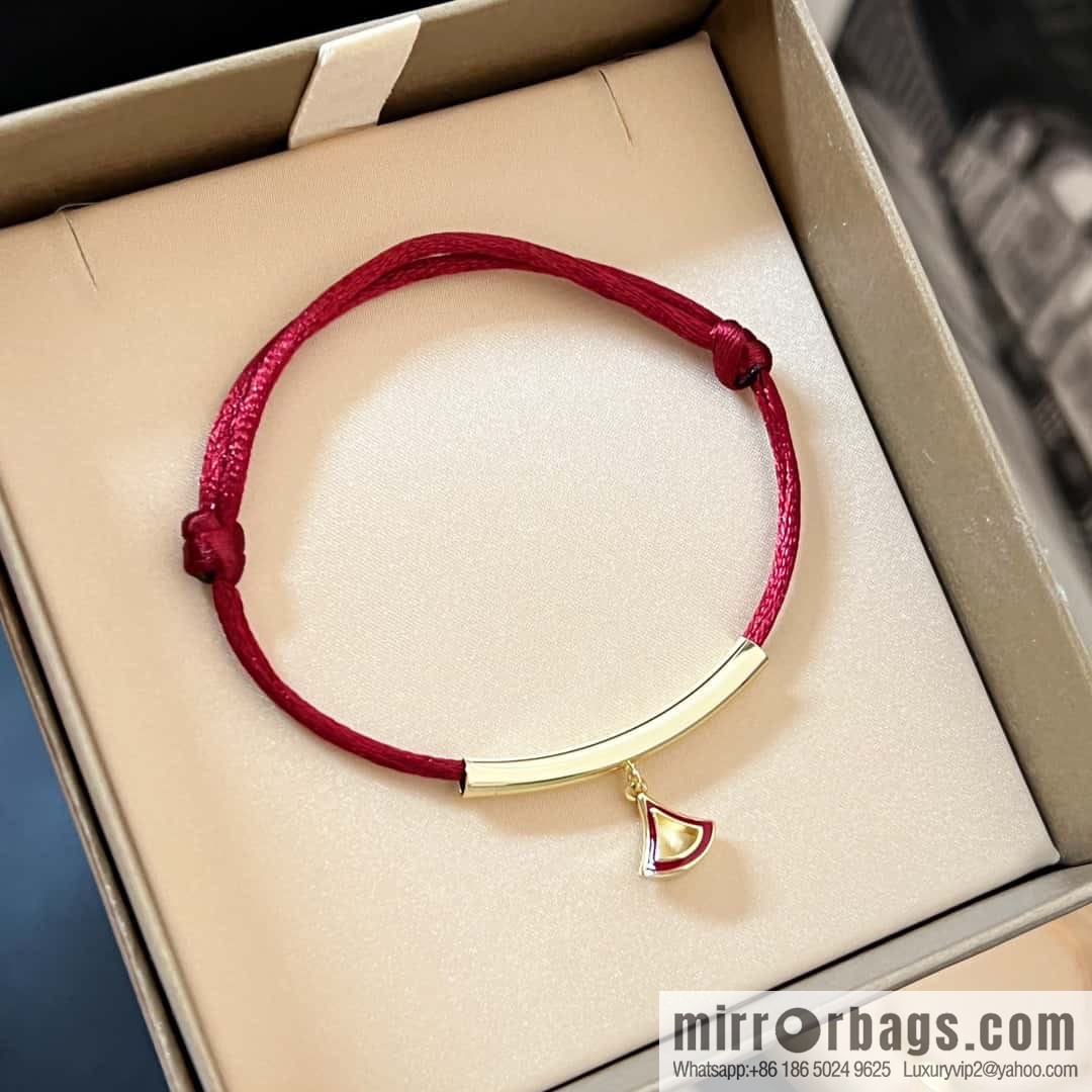 ☀BVLGARI SERPENTI FOREVER series small fan bracelet hand rope