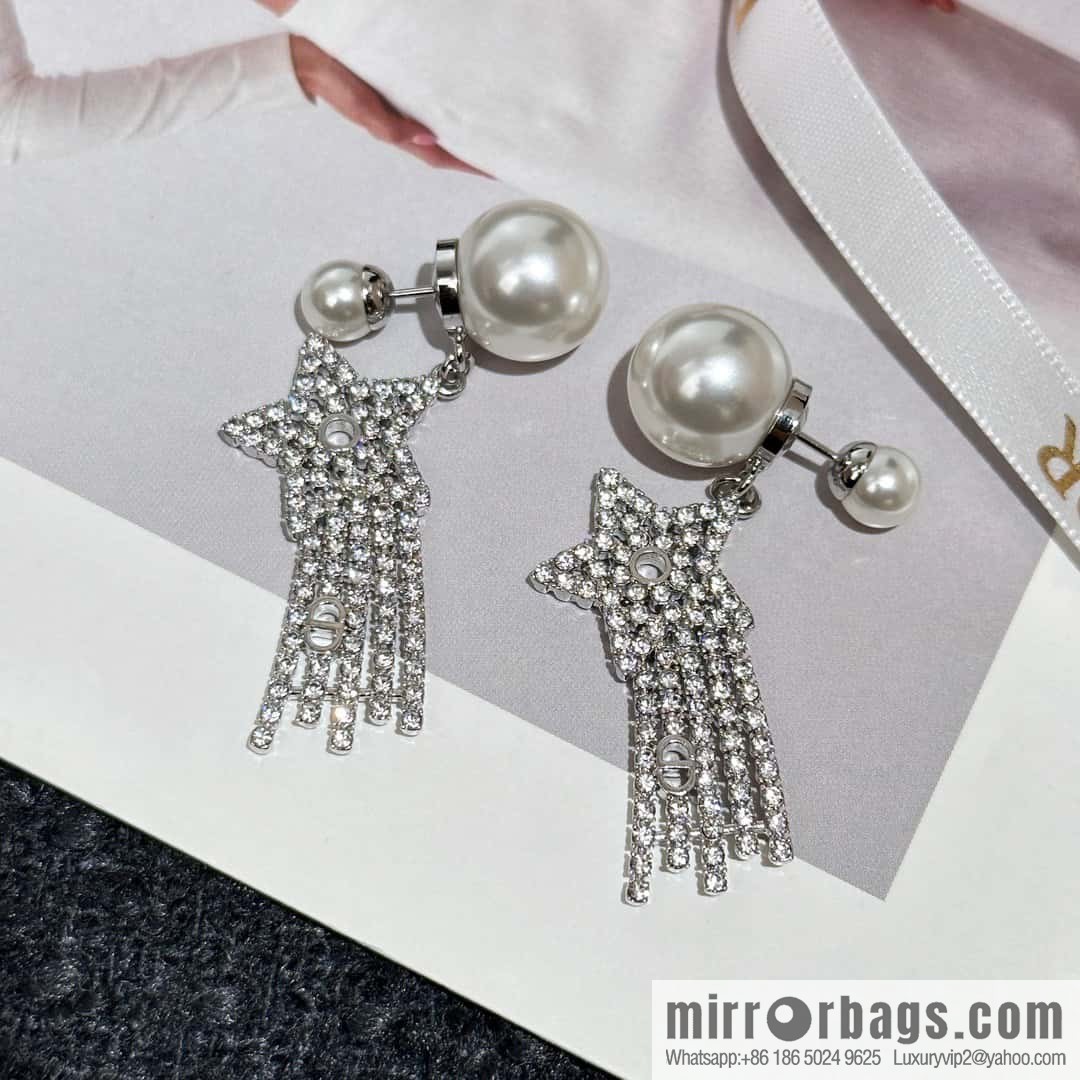 New ☑️ DIOR Dior pentagram ⭐ star size pearl stud earrings