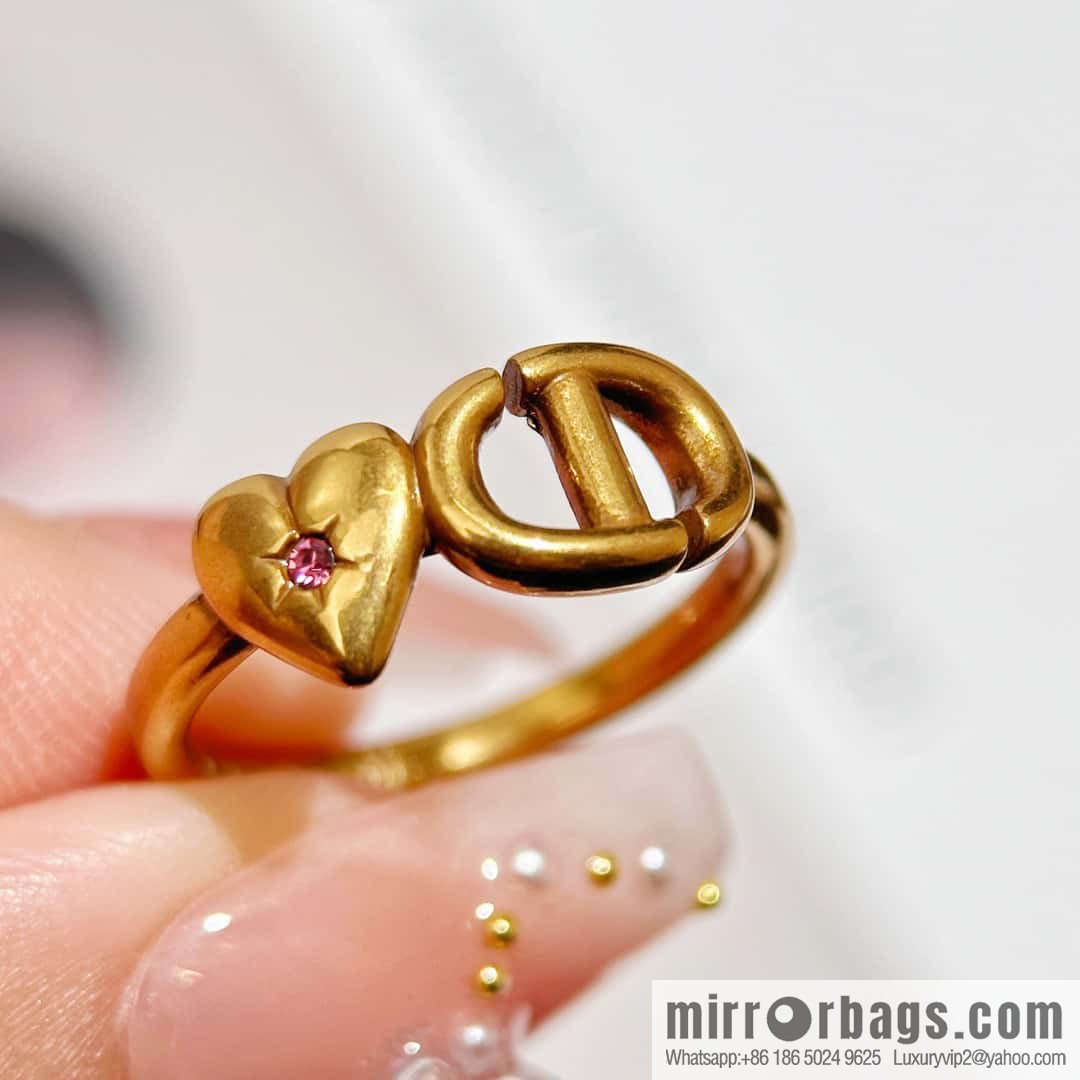 New ☑️ DIOR heart love CD ring