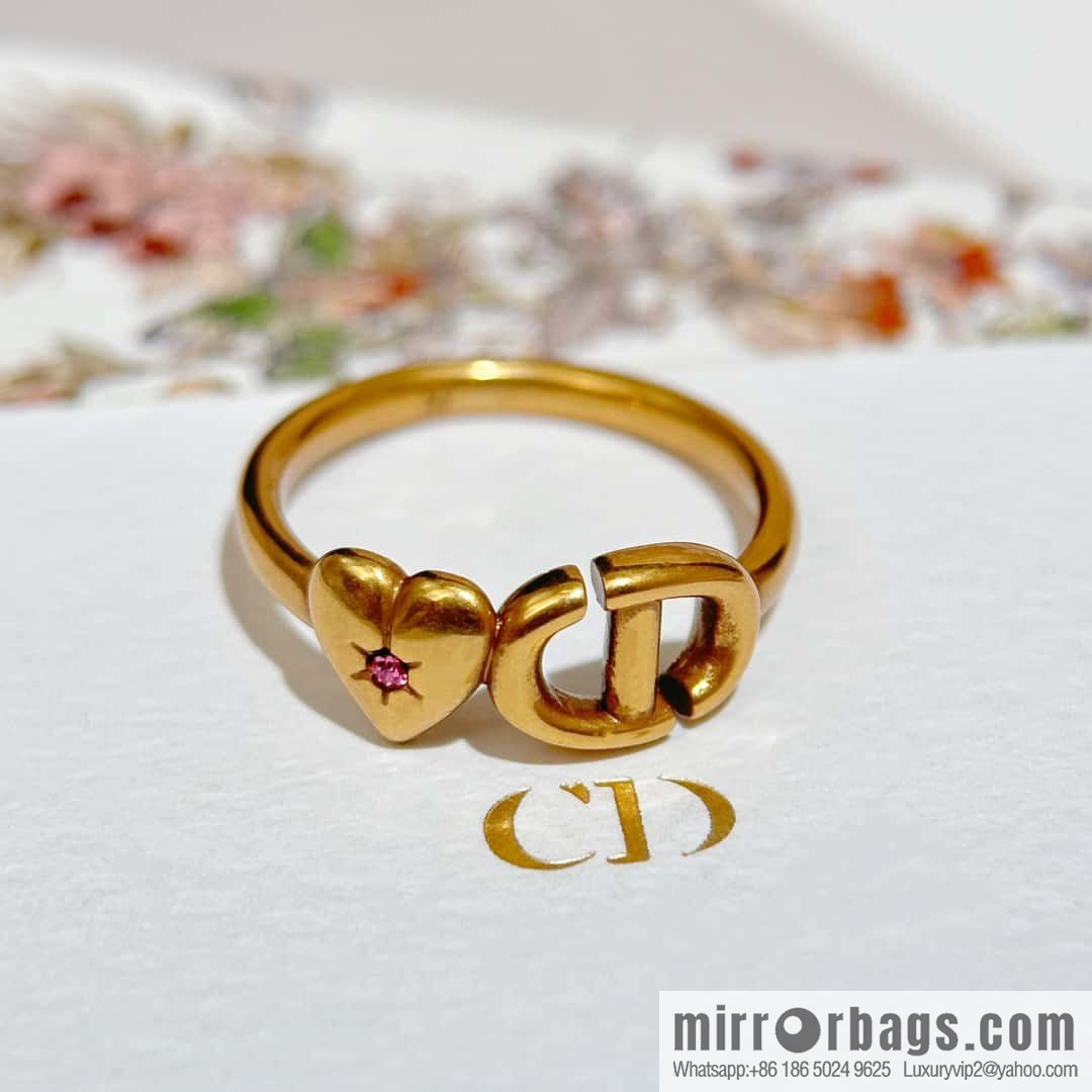 New ☑️ DIOR heart love CD ring